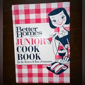 Better Homes and Gardens Junior Cookbook - 1963 - Vintage Item - Great Condition